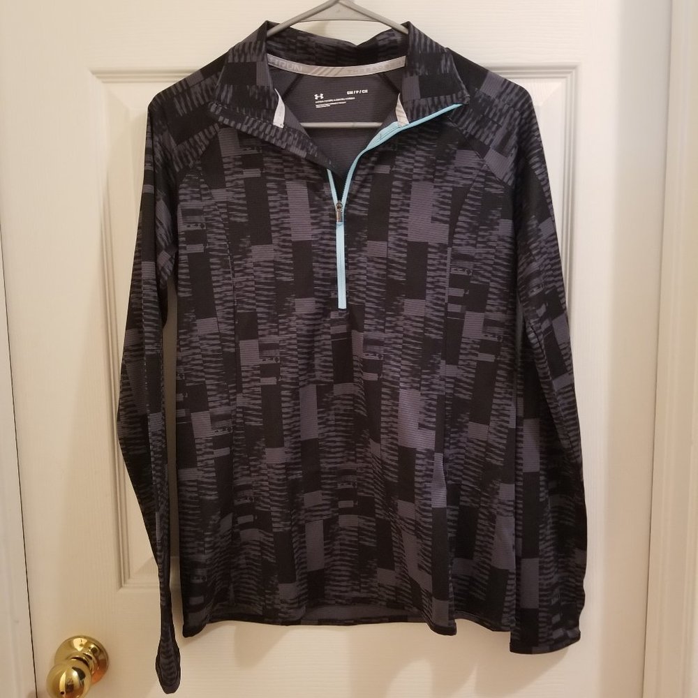 Under Armour pull over threadborne, fitted, quick drying shirt